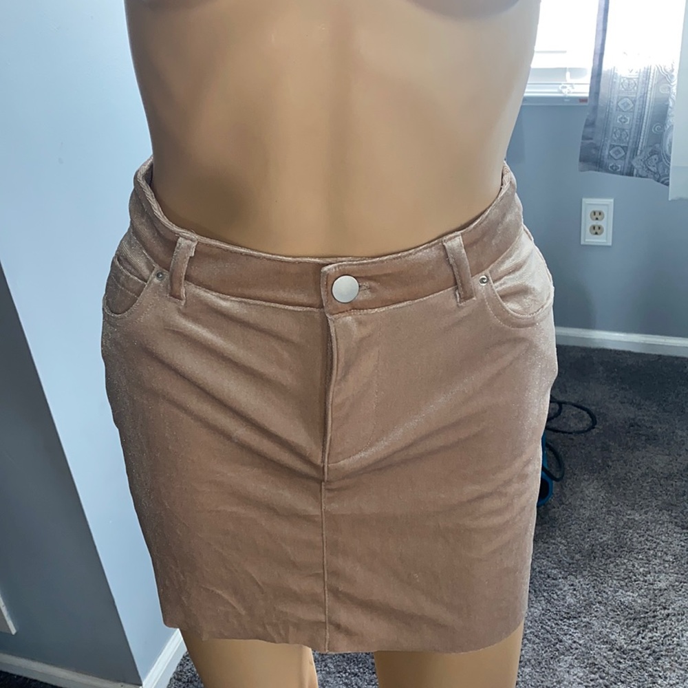 Forever 21- Taupe Velvet Short Skirt
